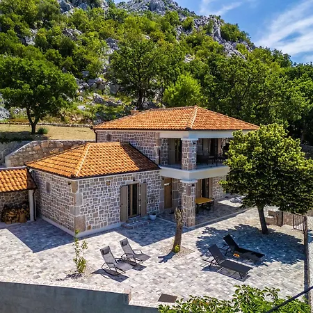 Villa Gaia - Nature Retreat Paklenica Starigrad Paklenica